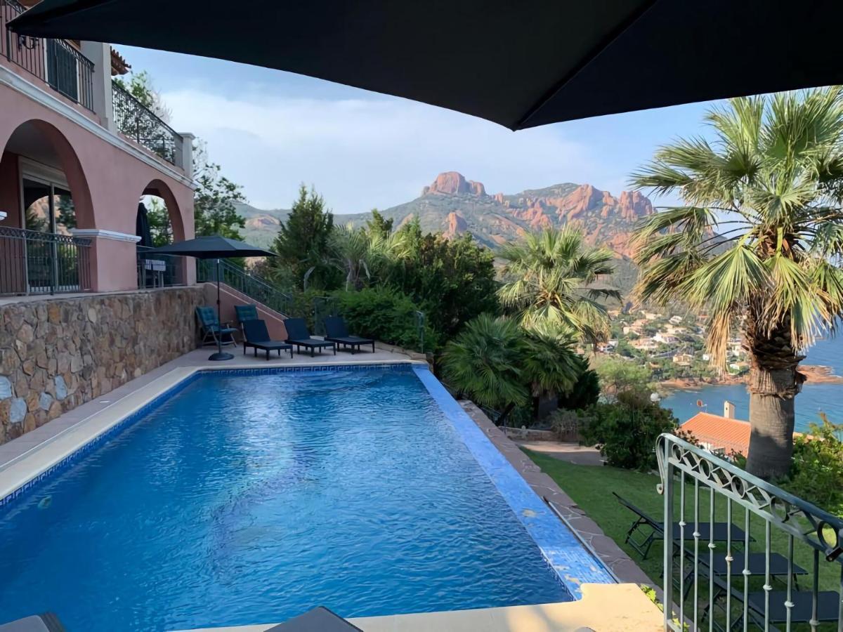 Villa In Antheor With Private Swimming Pool Saint-Raphaël Eksteriør billede